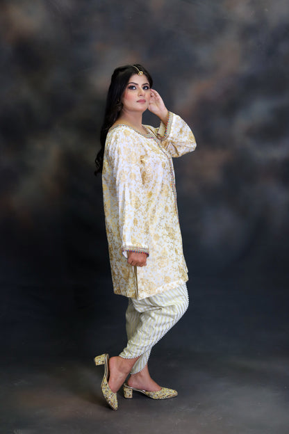 Sunheri Kurta